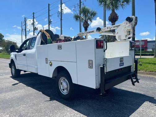 Oxford White 2017 Ford F-250 XL