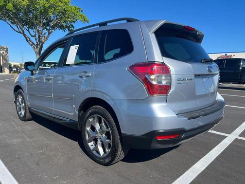 2016 Subaru Forester 2.5i Touring