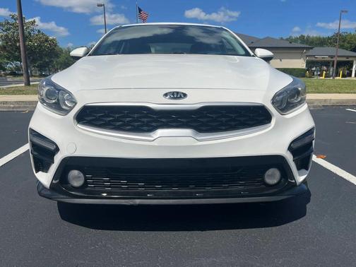 Clear White 2021 Kia Forte LXS