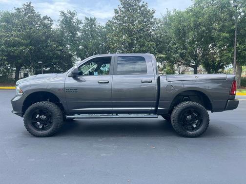 Granite Crystal Metallic Clearcoat 2017 RAM 1500 Night Crew Cab 4x4 5'7' Box