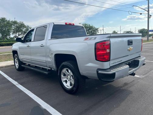 Silver Ice Metallic 2017 Chevrolet Silverado 1500 2LT