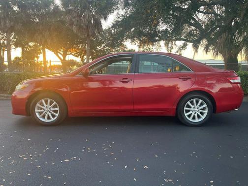 2011 Toyota Camry XLE
