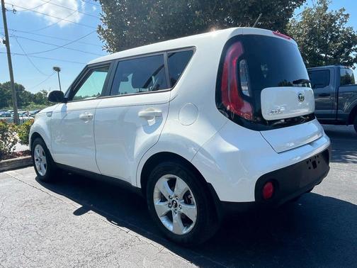 2017 Kia Soul Base