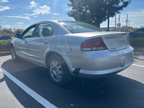2005 Chrysler Sebring Base