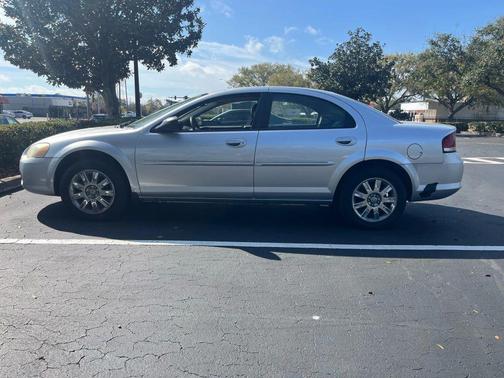 2005 Chrysler Sebring Base