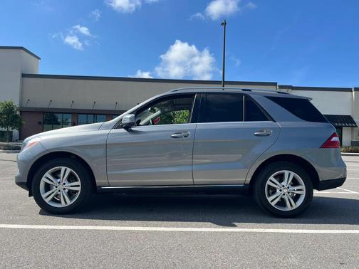 Steel Gray Metallic 2013 Mercedes-Benz M-Class 4MATIC
