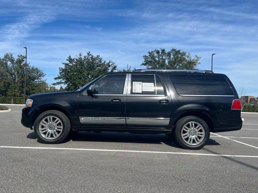 2012 Lincoln Navigator L