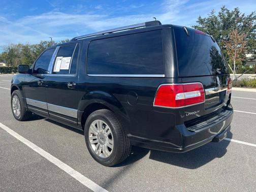 2012 Lincoln Navigator L