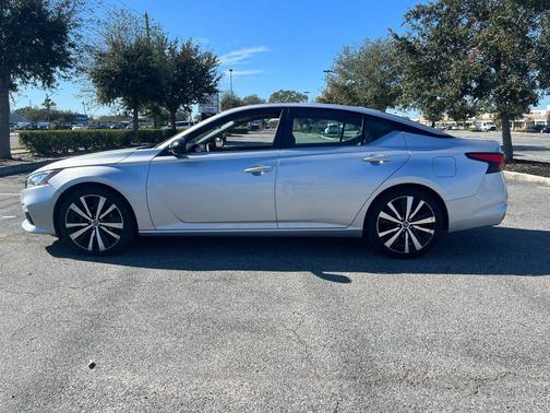 2019 Nissan Altima 2.5 SR