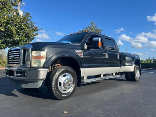 Black Clearcoat 2009 Ford F-350 Lariat