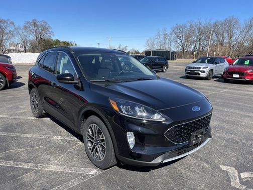 Agate Black Metallic 2020 Ford Escape SEL