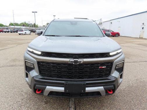 Sterling Gray Metallic 2026 Chevrolet Traverse AWD Z71