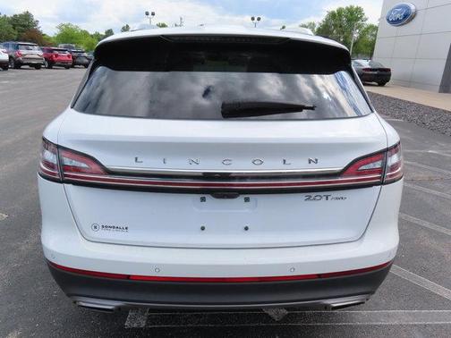 2020 Lincoln Nautilus Reserve