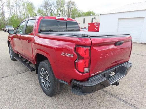 Radiant Red Tintcoat 2026 Chevrolet Colorado Z71
