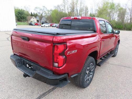 Radiant Red Tintcoat 2026 Chevrolet Colorado Z71