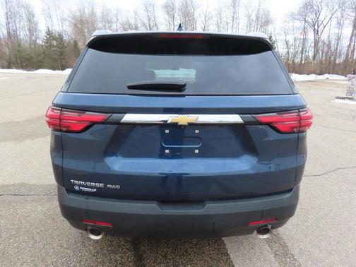 2022 Chevrolet Traverse LS