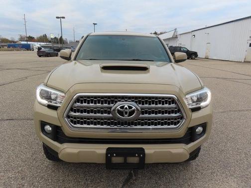 2017 Toyota Tacoma TRD Sport