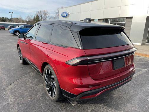 2024 Lincoln Nautilus Reserve