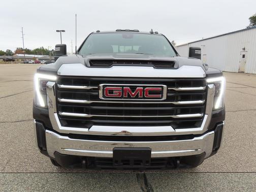 Onyx Black 2025 GMC Sierra 3500 SLE