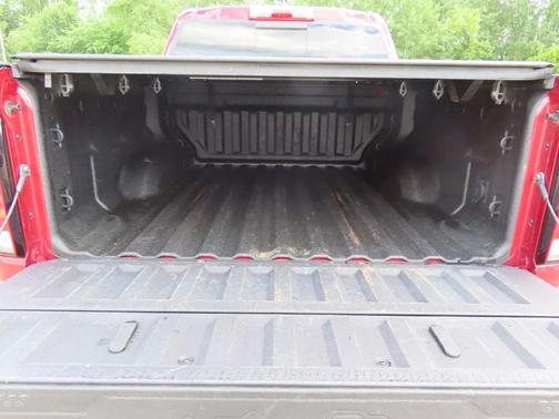 Radiant Red Tintcoat 2024 Chevrolet Colorado LT