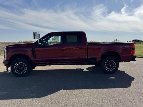 2026 Ford F-250 Platinum