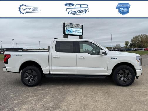 2025 Ford F-150 Lightning LARIAT