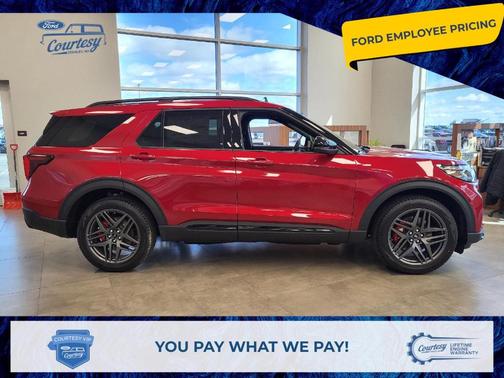 2025 Ford Explorer ST-Line