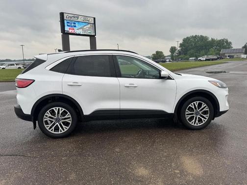 2021 Ford Escape SEL