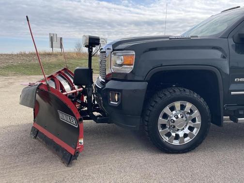 2017 GMC Sierra 2500 Denali