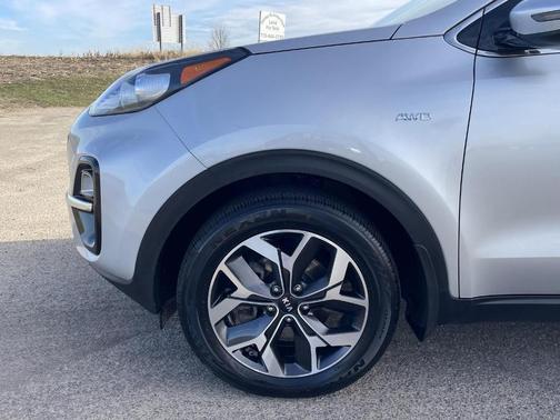 2022 Kia Sportage EX