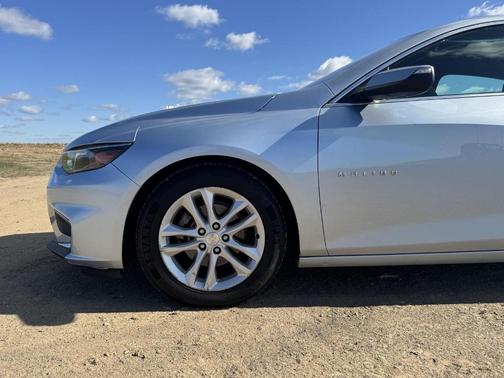 2017 Chevrolet Malibu 1LT