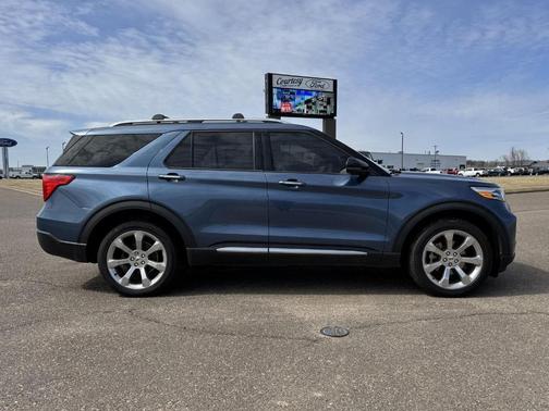 2020 Ford Explorer Platinum