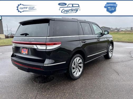 2022 Lincoln Navigator Reserve