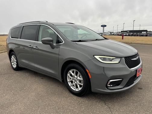 2021 Chrysler Pacifica Touring-L