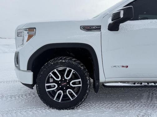 2022 GMC Sierra 1500 Limited AT4