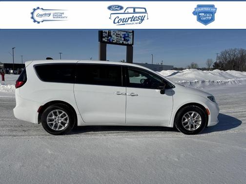 2024 Chrysler Pacifica Touring-L