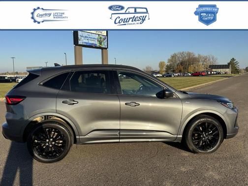2023 Ford Escape ST-Line Elite