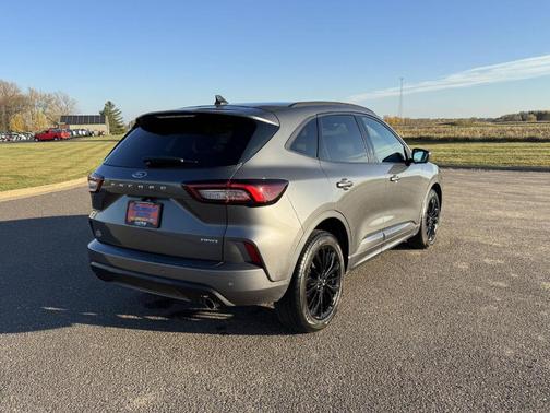 2023 Ford Escape ST-Line Elite