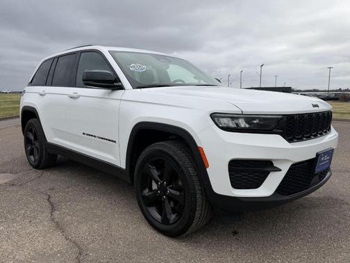 2023 Jeep Grand Cherokee Altitude