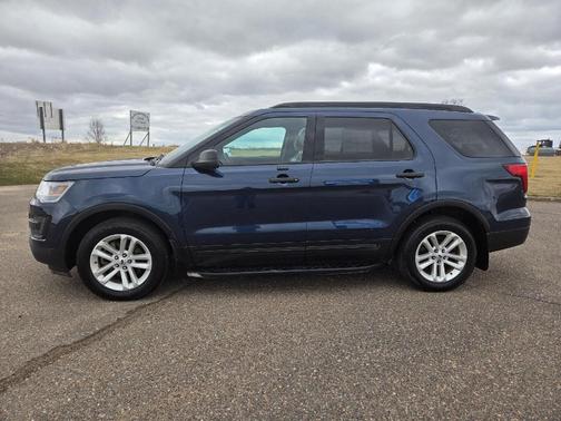 Blue Jeans Metallic 2016 Ford Explorer Base