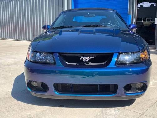 2004 Ford Mustang SVT Cobra