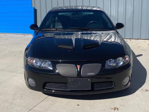 2005 Pontiac GTO 