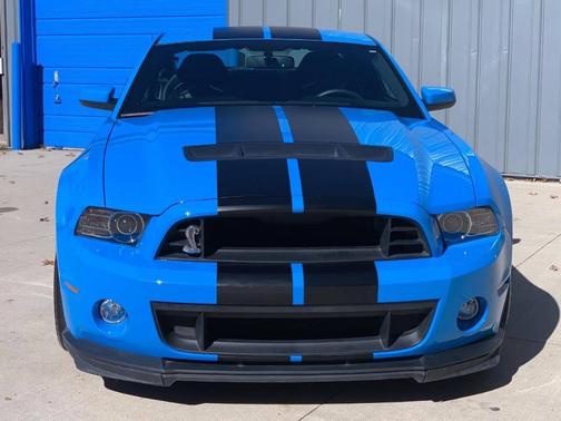2014 Ford Shelby GT500 Base