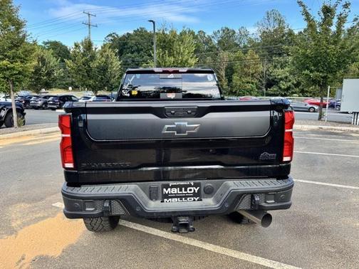 2025 Chevrolet Silverado 2500 4WD Crew Cab Standard Bed ZR2