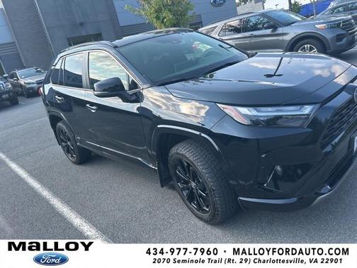 2022 Toyota RAV4 Hybrid SE