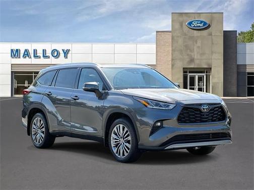 2022 Toyota Highlander Platinum