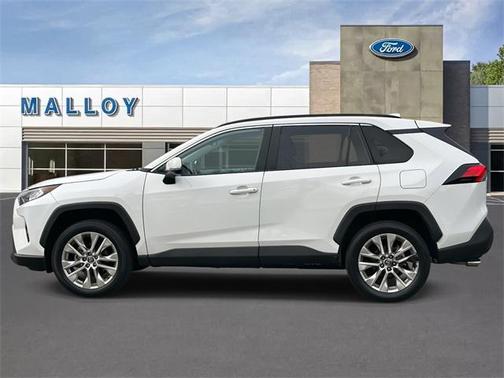 2020 Toyota RAV4 XLE Premium