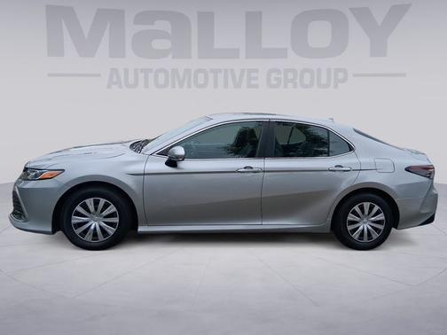 Celestial Silver Metallic 2022 Toyota Camry LE