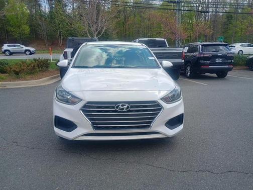 2022 Hyundai Accent SE