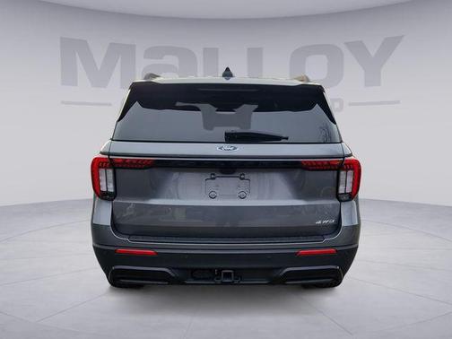 CARBONIZED GRAY METALLIC 2025 Ford Explorer ST-LINE